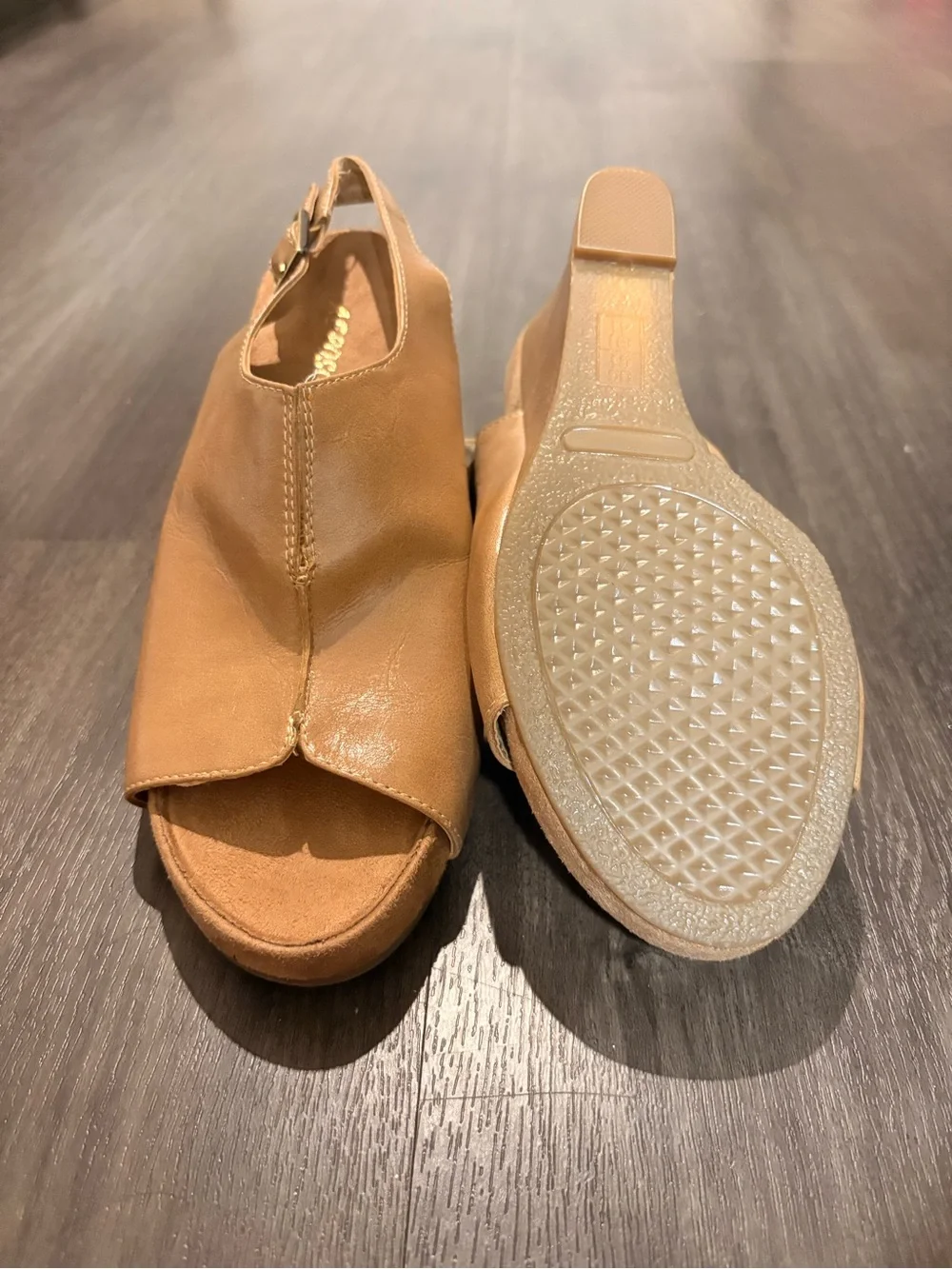 Women's Tan Wedge Slingback Sandals